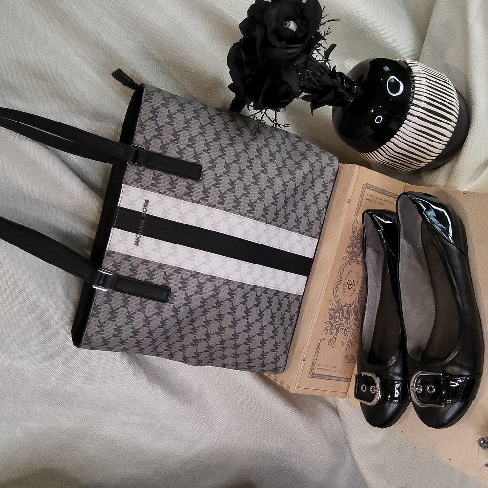 Michael Kors Morgan Medium center stripe zippered top tote saffiano leather